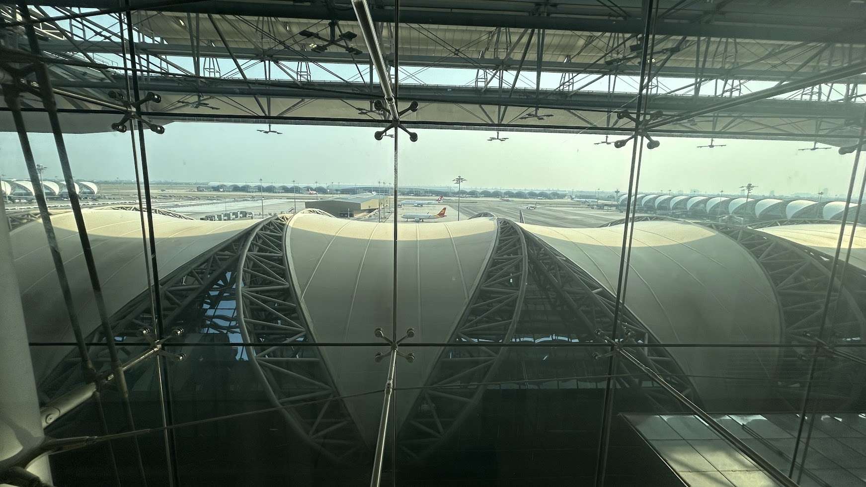 スワンナプーム空港へ向かうエアポートレールリンクの車内