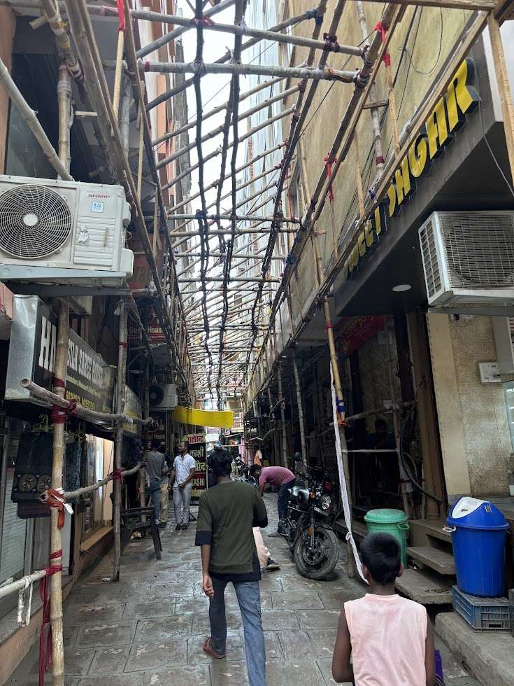 Varanasi Alley 2
