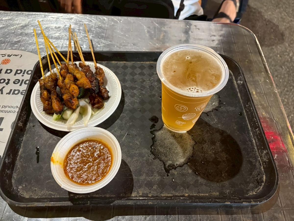 ラオパサのサテー