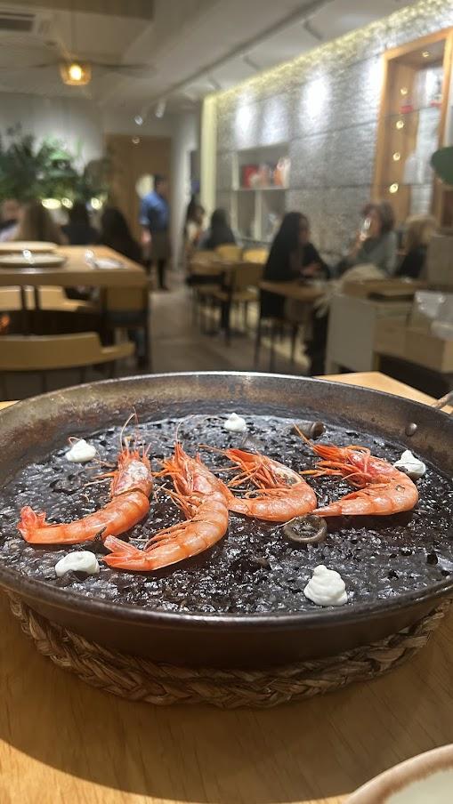 イカ墨パエリア