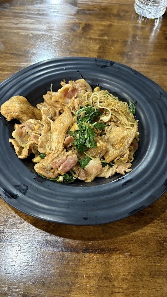 ガパオライスのお店で食べた麺料理