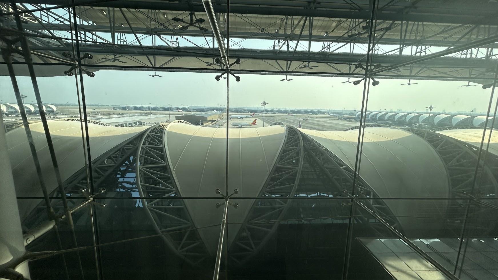 スワンナプーム空港へ向かうエアポートレールリンクの車内